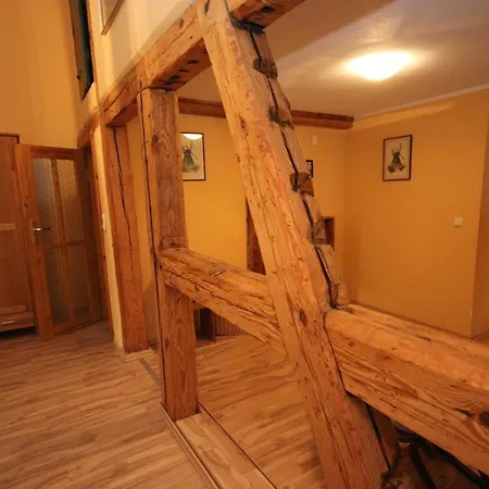 Haus 1795 Sperber